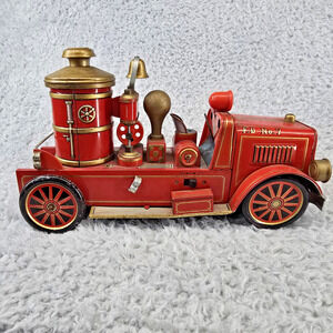 Vintage Modern Toys Japan Tin Litho Fire Engine F.D. No.7 Battery Operated Toy